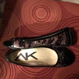 Cute Flat Ballet style